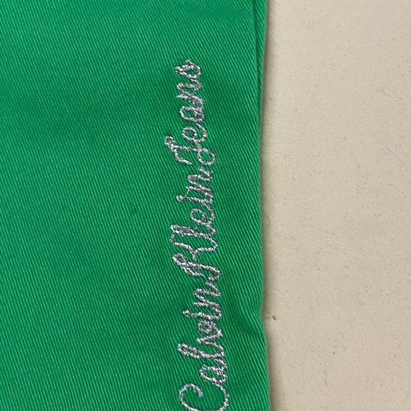 3 for 30$  CALVIN KLEIN Jeans Toddler Size 18M  Cotton Green - Picture 3 of 4